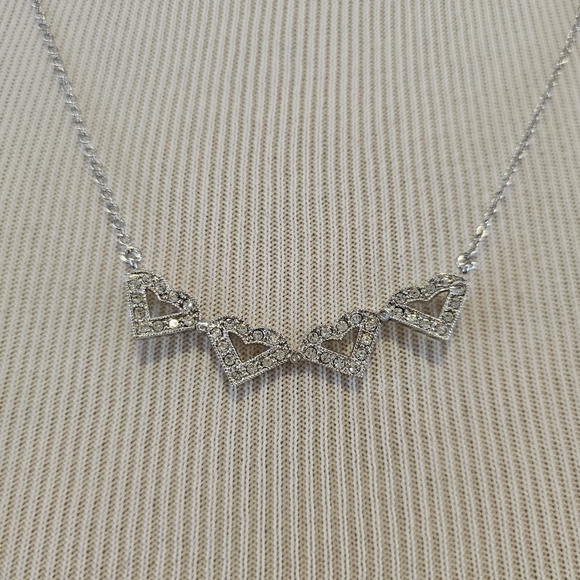 Silvertone Magnetic 4 Leaf Clover/4 Heart Necklace W/ Clear Rhinestones - Picture 4 of 5